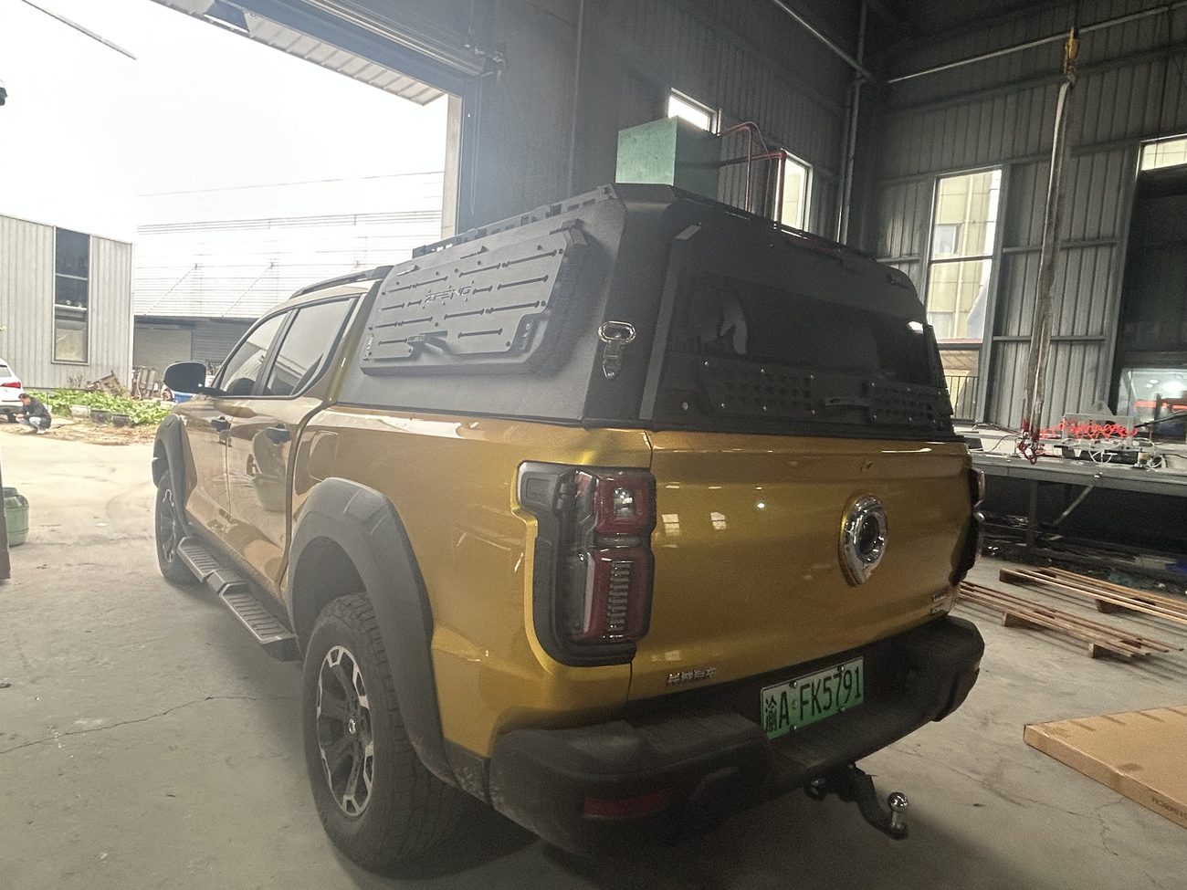 Canopy fitted on GWM Poer